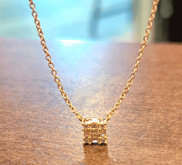 K18ダイヤペンダント