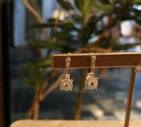 K18ダイヤモンドピアス