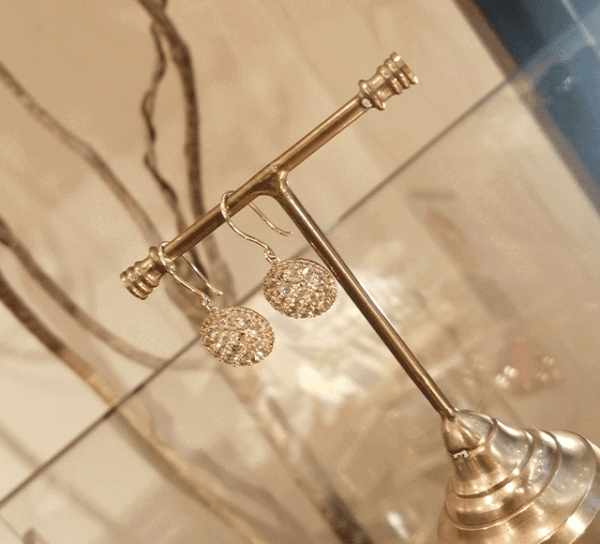 K18ダイヤピアス