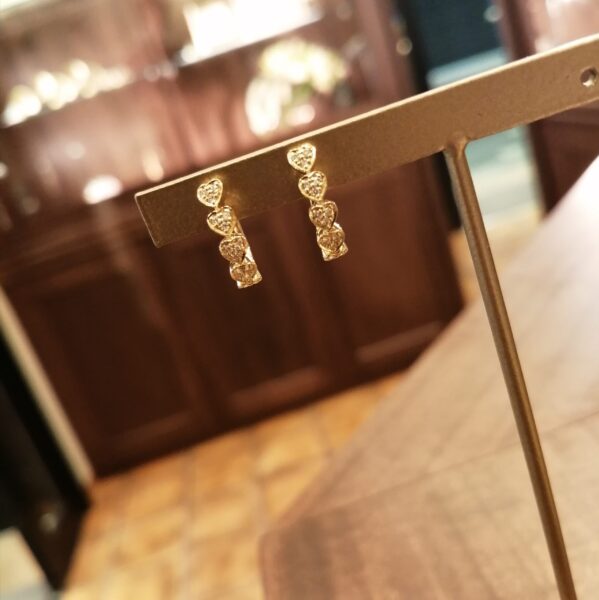 K18ダイヤモンドピアス