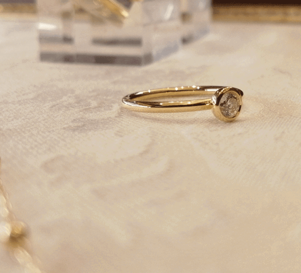 K18ダイヤリング