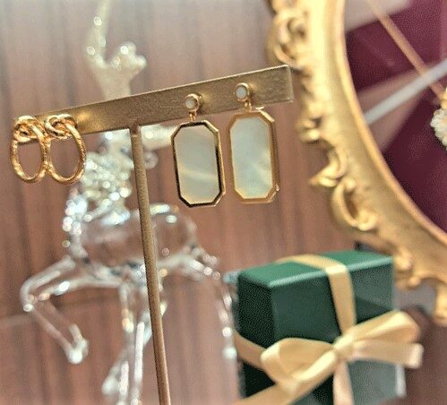 K18シェルピアス