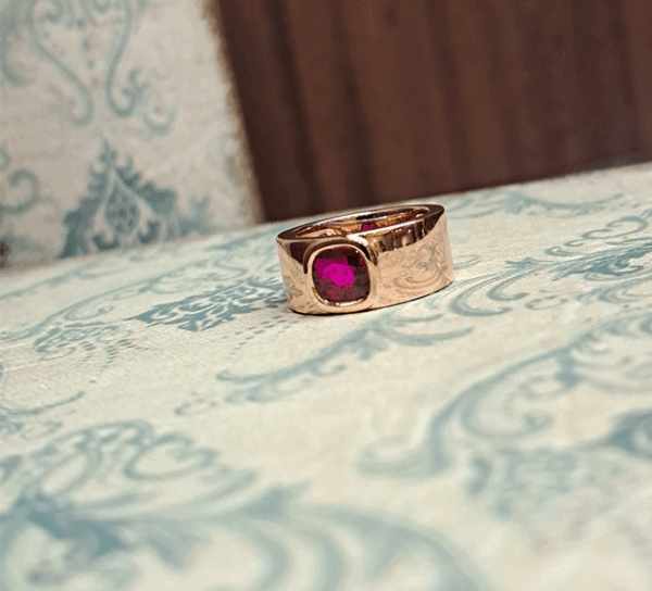 K18PGルビーピンキーリング