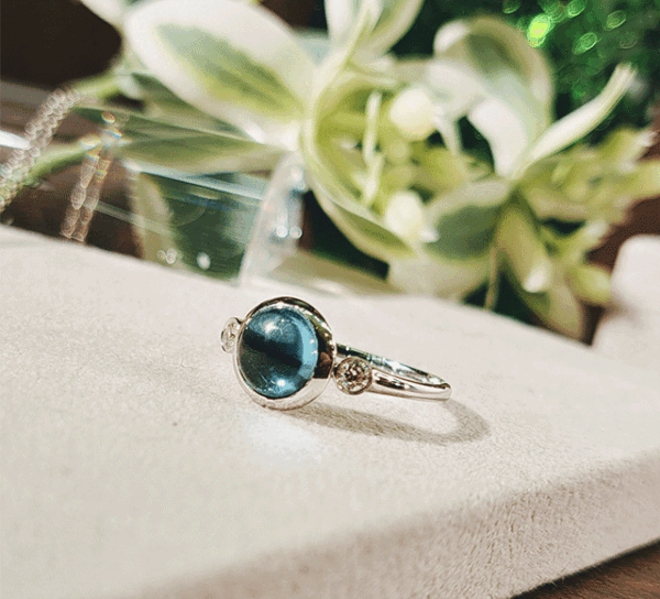 K18WGブルートパーズリング