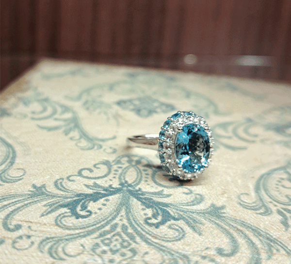 K18WGブルートパーズリング