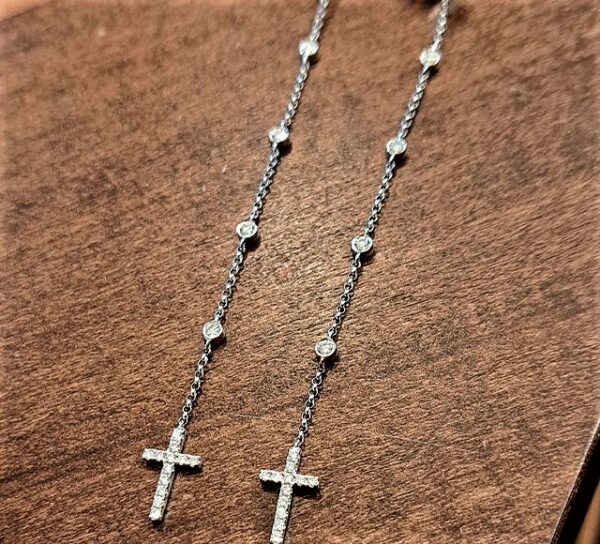 K18WGダイヤピアス