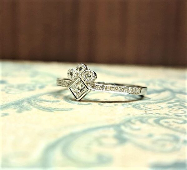 K18WGダイヤリング