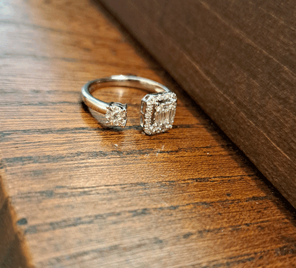 K18WGダイヤリング