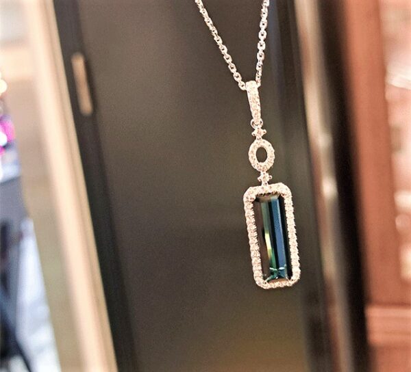 K18WGインディゴライトトルマリンペンダント