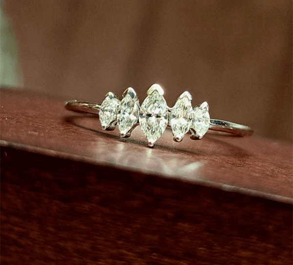 K18WGマーキスダイヤリング