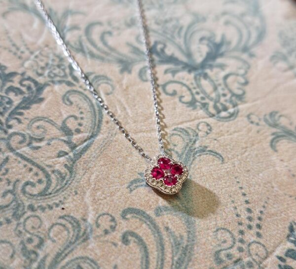 K18WGルビーペンダント