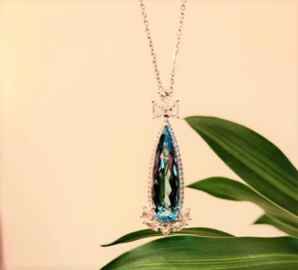 K18WGサンタマリアペンダント