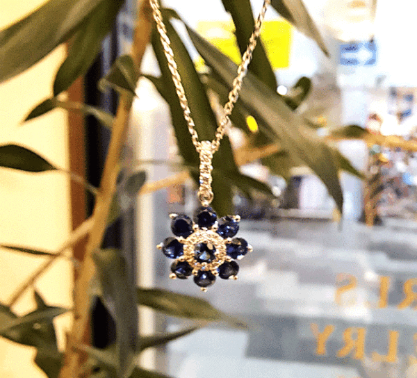 K18WGサファイア/ダイヤペンダント