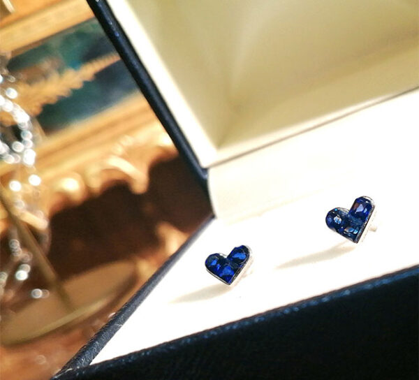 K18WGサファイヤピアス