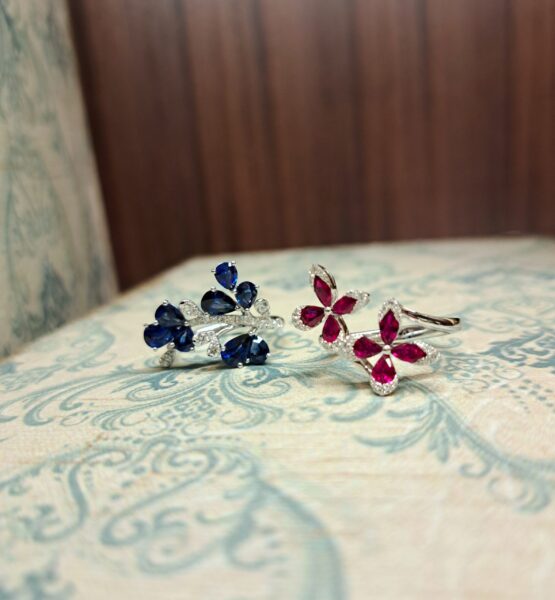 K18WGサファイアリング/ルビーリング