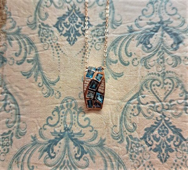 K18WGトパーズペンダント