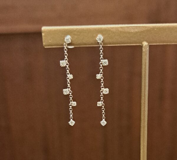 PTダイヤピアス