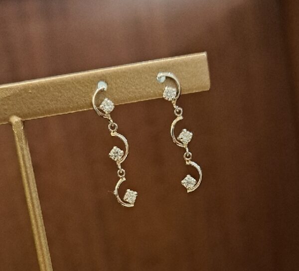 PTダイヤピアス