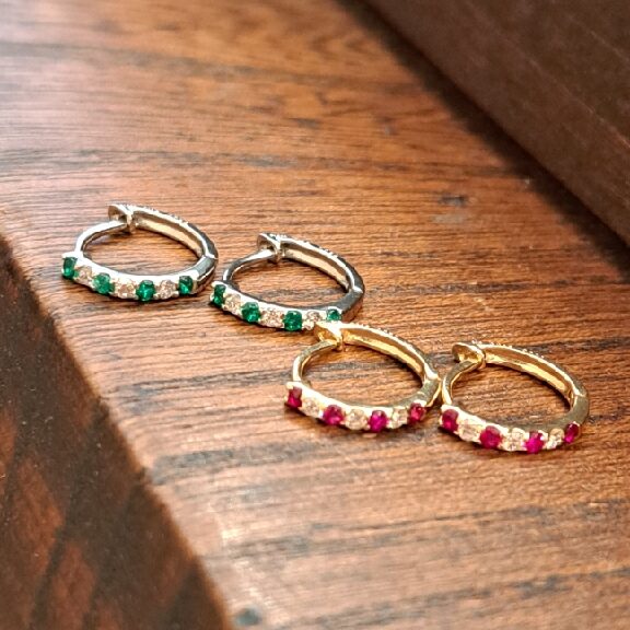 ptエメラルドピアス/k18ルビーピアス