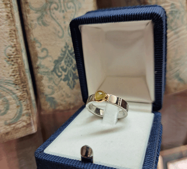 PT/K18ダイヤリング