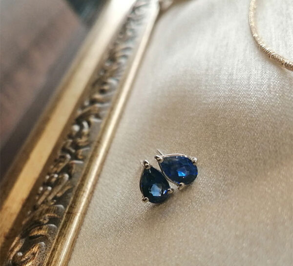 ptサファイアピアス