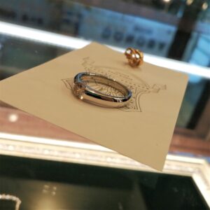 ペンダントトップからリングへリフォーム